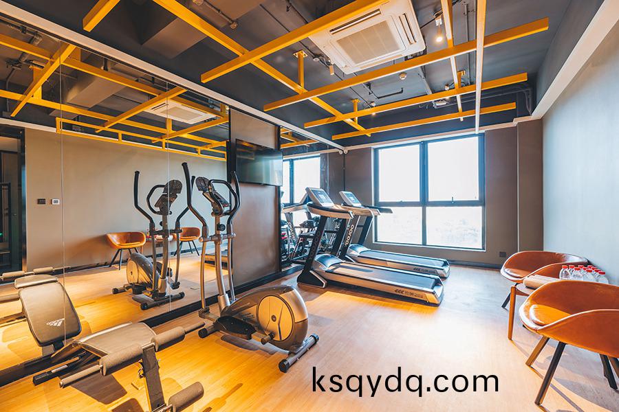 酒店健(jian)身(shen)中(zhong)心(xin)